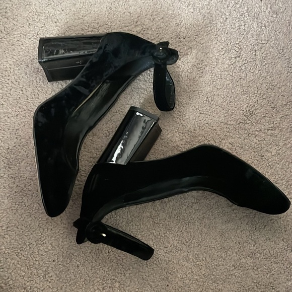 Marc Fisher | velvet Ion Block Heel Pump Black sz 7.5 - Picture 11 of 13